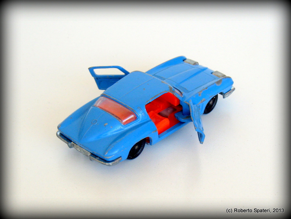 Siku Chevrolet Corvette Sting Ray (n.V282)